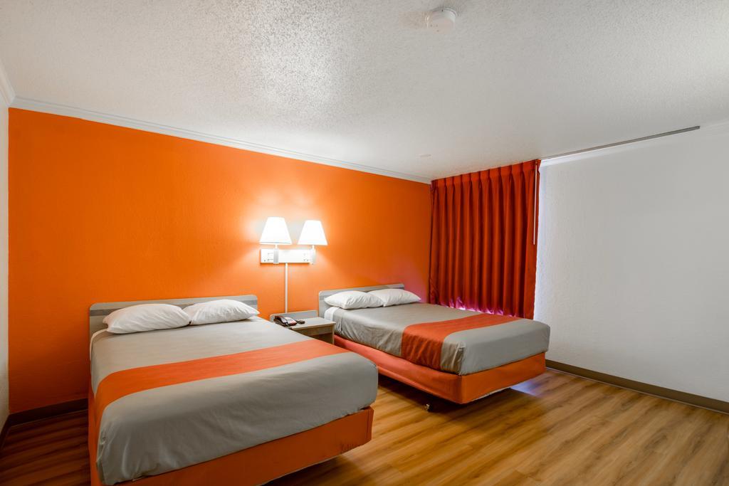 Motel 6-Waukegan, Il Exterior photo